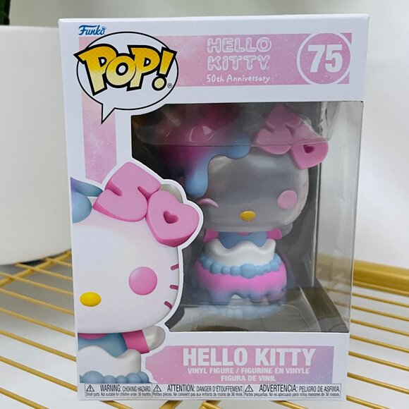 Funko Pop! Sanrio: Hello Kitty 50th Anniversary - Hello Kitty in Cake! - Picture 1 of 11